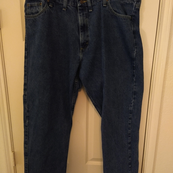 Wrangler Relaxed Fit Blue Wash Denim Jeans Men's sz 44x29. - Picture 3 of 6